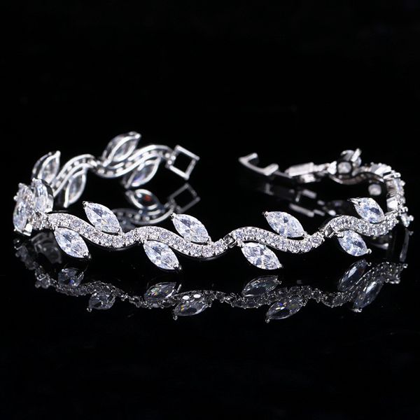 fashion womens love bracelet designer leaf tennis white aaa cubic zirconia silver bracelet luxury copper crystal bracelets for woman jewelry, Golden;silver
fashion womens love bracelet designer leaf tennis white aaa cubic zirconia silver bracelet luxury copper crystal bracelets for woman jewelry, Golden;silver