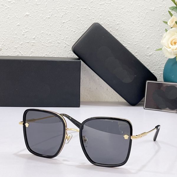 sunglasses designer women summer square uv400 oversized for men women brand letter v, White;black
sunglasses designer women summer square uv400 oversized for men women brand letter v, White;black