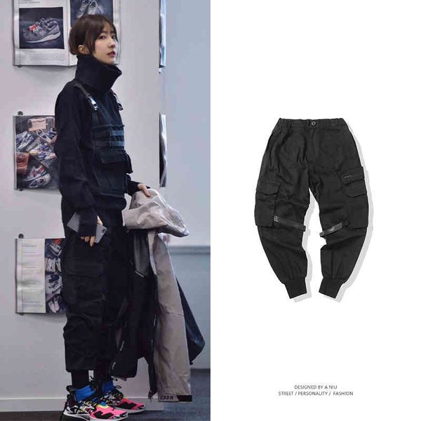 coconut with guofengchao brand high street skateboard tactical ribbon paratrooper function black aj legged overalls pants, White;black
coconut with guofengchao brand high street skateboard tactical ribbon paratrooper function black aj legged overalls pants, White;black