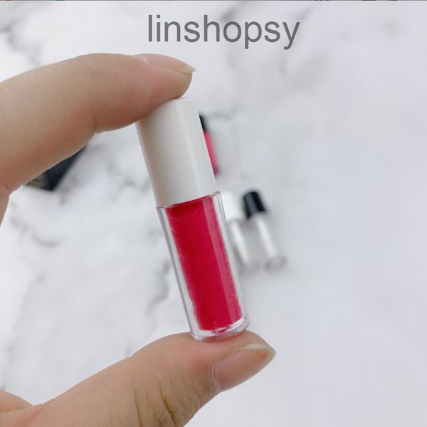factory outlet lipstick tube 0.8ml ultra small cylindrical lip gloss sub packaging sample bottle trial loading oil pipe lip glaze empty mate
factory outlet lipstick tube 0.8ml ultra small cylindrical lip gloss sub packaging sample bottle trial loading oil pipe lip glaze empty mate