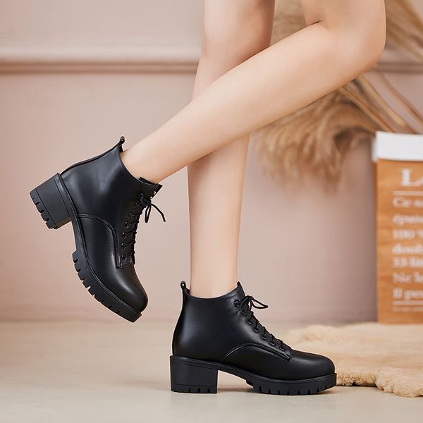 martin women boots genuine leather winter wool warm women snow boots british style lace up chunky short boots women, Black
martin women boots genuine leather winter wool warm women snow boots british style lace up chunky short boots women, Black
