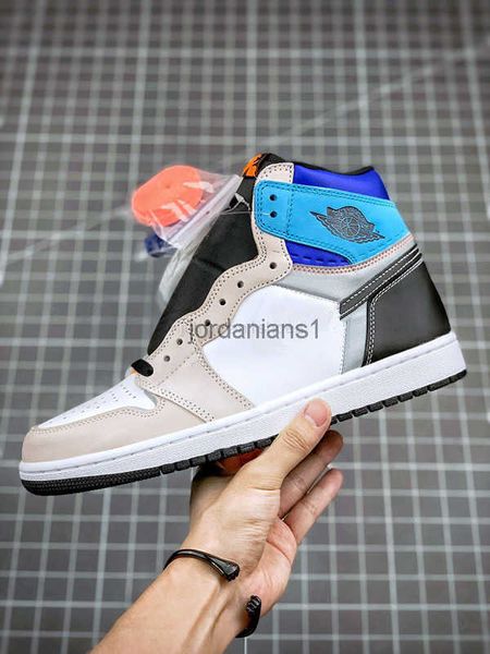basketball shoes jumpman 1 high og prototype white/multi-color-total orange cultural sneakers outdoor trainers with box
basketball shoes jumpman 1 high og prototype white/multi-color-total orange cultural sneakers outdoor trainers with box