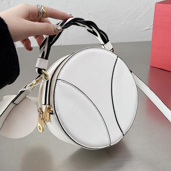 designer bag leather double sided handbag new tote shoulder versatile fashion messenger mini tote bag9887
designer bag leather double sided handbag new tote shoulder versatile fashion messenger mini tote bag9887