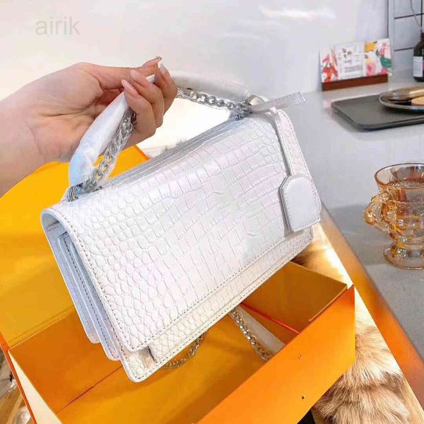 new designer luxury classical handbags women shoulder handbag alligator clutch tote lady bags messenger bag purse shopping tote box
new designer luxury classical handbags women shoulder handbag alligator clutch tote lady bags messenger bag purse shopping tote box