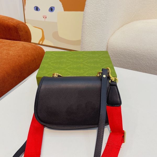 woman blondie bags designer bag woman luxury crossbody shoulder bag lady handbag small flaps fashion chain purse 2022 high quality
woman blondie bags designer bag woman luxury crossbody shoulder bag lady handbag small flaps fashion chain purse 2022 high quality