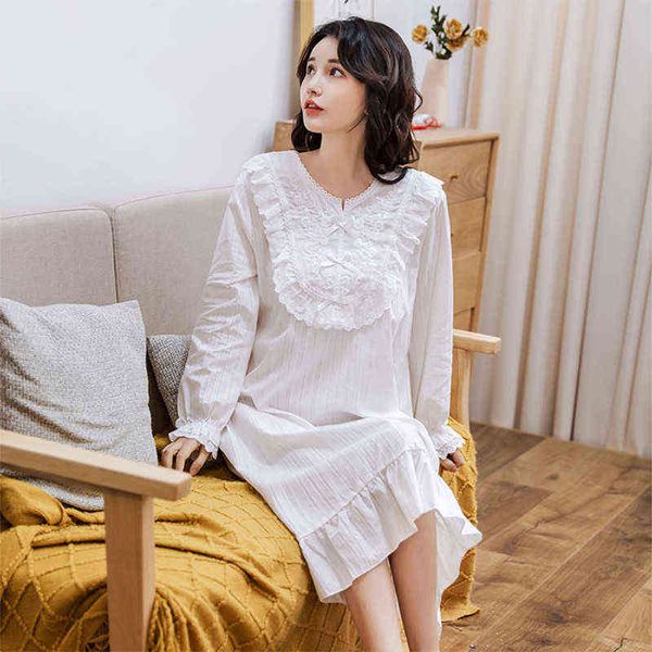sleep lounge soft cotton women dress pyjama sets spring autumn vintage princess, White
sleep lounge soft cotton women dress pyjama sets spring autumn vintage princess, White
