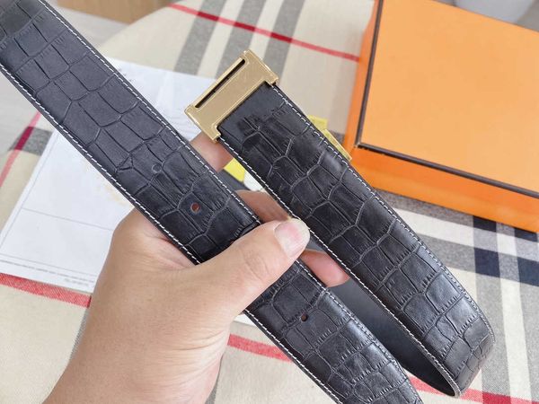 2023 fashion designer belts overall men's business double sided belt pattern stainless steel automatic h buckle leather classic letter, Black;brown
2023 fashion designer belts overall men's business double sided belt pattern stainless steel automatic h buckle leather classic letter, Black;brown