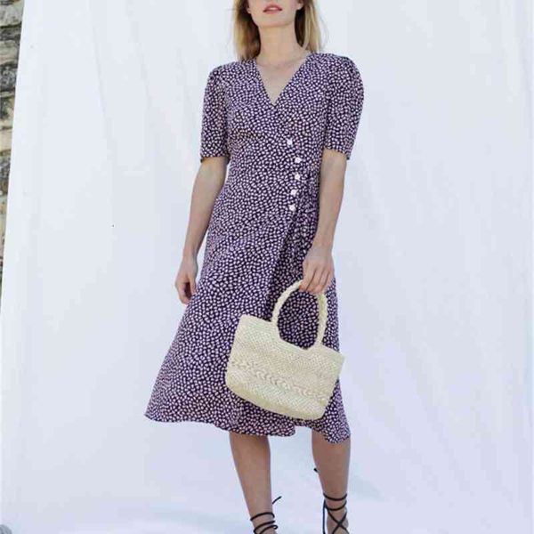 casual dresses rouj family of legal system spring and summer broken flower apron tea break dress, Black;gray
casual dresses rouj family of legal system spring and summer broken flower apron tea break dress, Black;gray