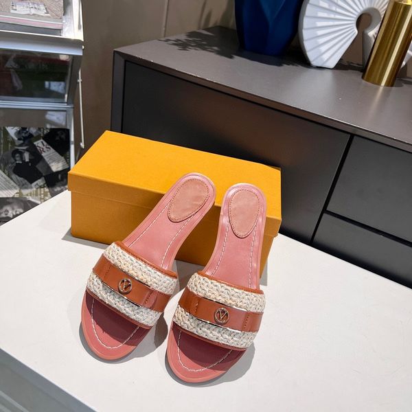 france designer slipper luxury women sandal brand slide woman slippers lady slides flip flop casual shoes sneaker boot by 1978 s77 04, Black
france designer slipper luxury women sandal brand slide woman slippers lady slides flip flop casual shoes sneaker boot by 1978 s77 04, Black