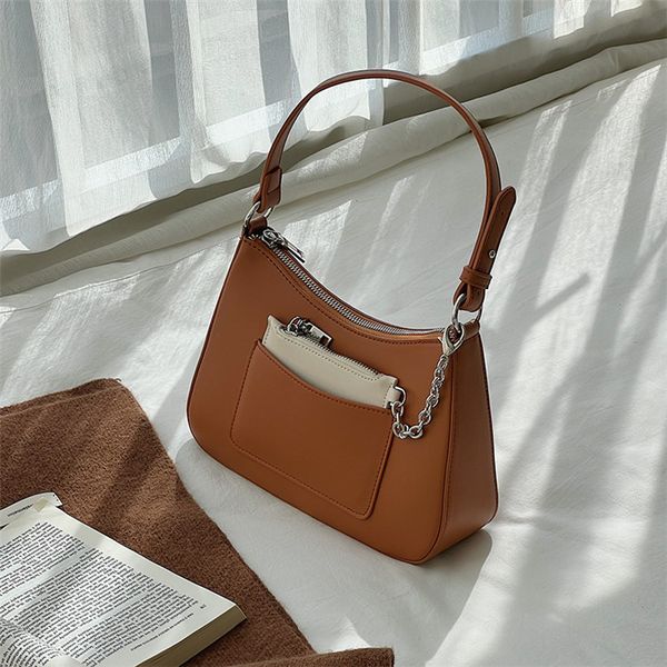 designer bag portable crossbody bags with contrasting colors and chains sewing 25cm
designer bag portable crossbody bags with contrasting colors and chains sewing 25cm
