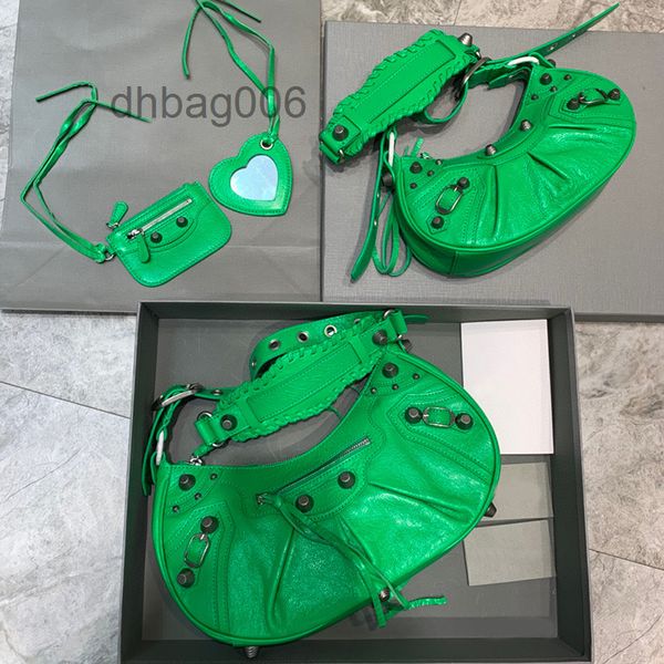 leather bags b family 2022 designer le cagole three one pleated crescent single shoulder diagonal span underarm
leather bags b family 2022 designer le cagole three one pleated crescent single shoulder diagonal span underarm