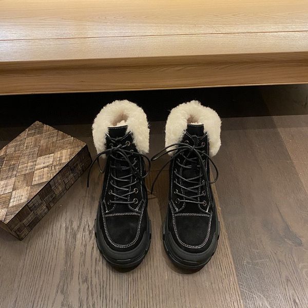 lady ankle boot luxury designer casual boot flat heel elegant women shoes fashion gentle style, Black
lady ankle boot luxury designer casual boot flat heel elegant women shoes fashion gentle style, Black