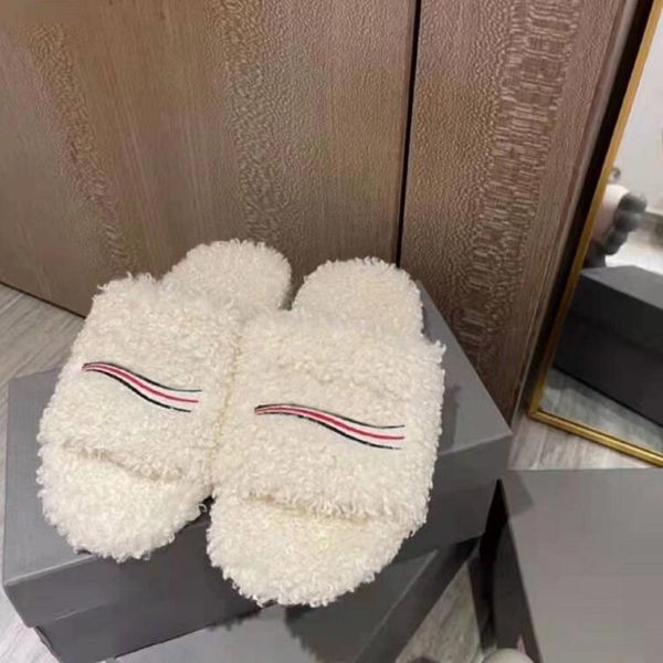 slippers wool trendy solid color 1:1 embroidery flip flops flop winter puff original rubber non-slip wear-resistant bottom fluffy sheep k55p, Black
slippers wool trendy solid color 1:1 embroidery flip flops flop winter puff original rubber non-slip wear-resistant bottom fluffy sheep k55p, Black