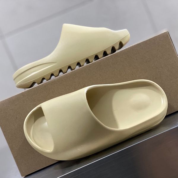 men's slippers luxury designer brand comfortable soft large flat coconut slipper dust bag size38-46, Black
men's slippers luxury designer brand comfortable soft large flat coconut slipper dust bag size38-46, Black