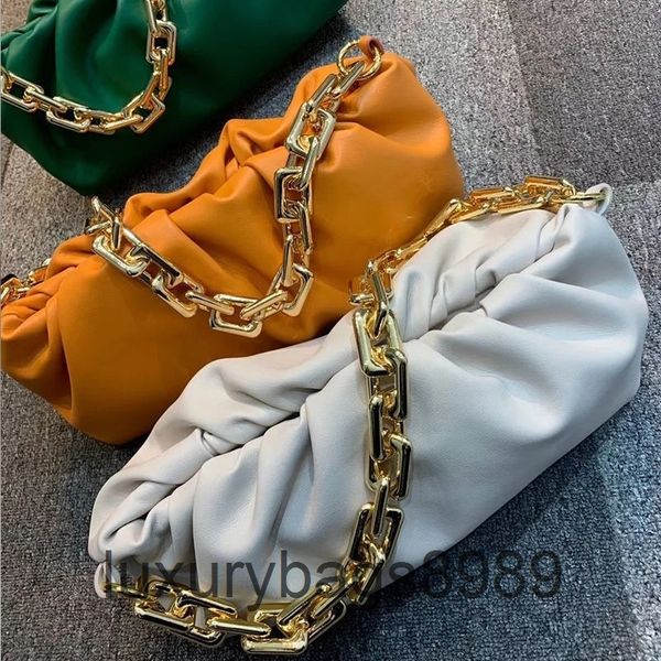 handbags venetas bottegas huiqiao 2022 song same chain cloud soft cow single shoulder leather underarm pleated women's summer bag 3cb6
handbags venetas bottegas huiqiao 2022 song same chain cloud soft cow single shoulder leather underarm pleated women's summer bag 3cb6