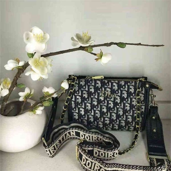 shop online 85% off material net red shoulder bag small square fashionable and versatile charming pattern bag
shop online 85% off material net red shoulder bag small square fashionable and versatile charming pattern bag