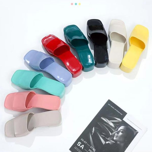 heeled sandals double g printing lady sandals with heels solid color custom welcome sizes from us 5-12 large size 39/40/41/42/43 red/black/b
heeled sandals double g printing lady sandals with heels solid color custom welcome sizes from us 5-12 large size 39/40/41/42/43 red/black/b