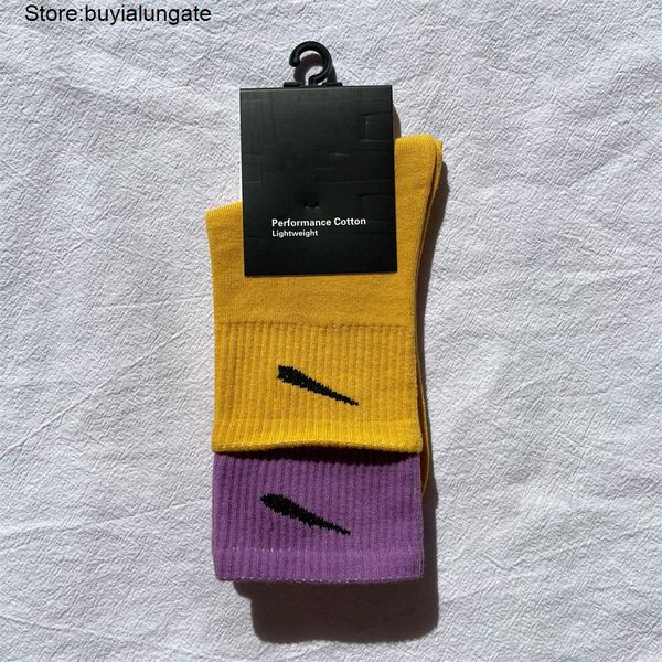 fake double socks cotton sock for men women skateboard hiphop sport stocking sweat deodorant basketball stockings breathable 2022, Black
fake double socks cotton sock for men women skateboard hiphop sport stocking sweat deodorant basketball stockings breathable 2022, Black