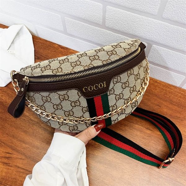 net red waist women's ins messenger new fashion personality versatile summer girl broadband chest bag purses onlines
net red waist women's ins messenger new fashion personality versatile summer girl broadband chest bag purses onlines