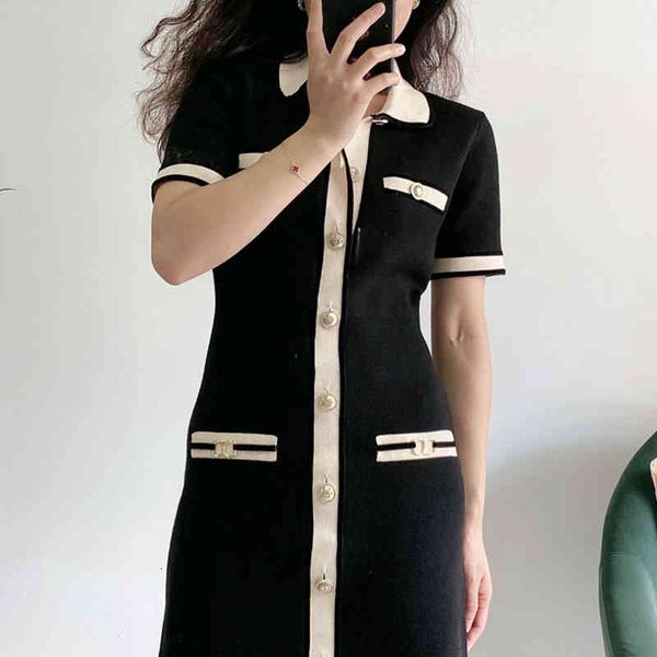 casual dresses french single dress autumn winter small fragrance contrast color short sleeve polo collar knitted skirt women, Black;gray
casual dresses french single dress autumn winter small fragrance contrast color short sleeve polo collar knitted skirt women, Black;gray