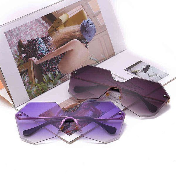 super trend polarized sunglasses fashion urban men's and women's color changing hip-hop glasses tazi, White;black
super trend polarized sunglasses fashion urban men's and women's color changing hip-hop glasses tazi, White;black