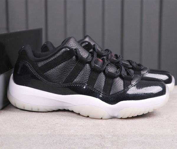 11 low 72-10 black basketball shoes real carbon fiber 11s mensblack gym red-white-sail medium outdoor sports sneakers av2187-001 white with
11 low 72-10 black basketball shoes real carbon fiber 11s mensblack gym red-white-sail medium outdoor sports sneakers av2187-001 white with