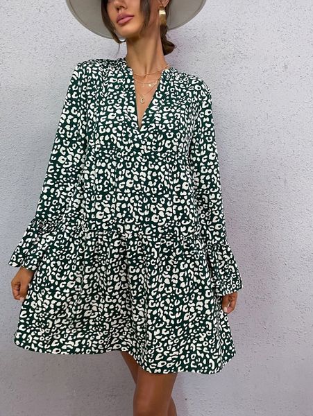 all over print flounce sleeve ruffle hem smock dress j5xc#, Black;gray 
all over print flounce sleeve ruffle hem smock dress j5xc#, Black;gray