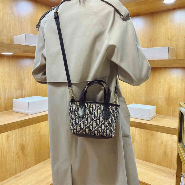 vegetable basket canvas tote bag women's new messenger bag style sling one shoulder hand purses_d20n
vegetable basket canvas tote bag women's new messenger bag style sling one shoulder hand purses_d20n