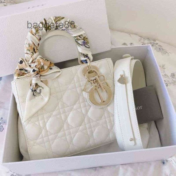 2022 designer handbag bags chrsitansbags leather spring summer diagonal princess portable tote advanced lingge chain
2022 designer handbag bags chrsitansbags leather spring summer diagonal princess portable tote advanced lingge chain