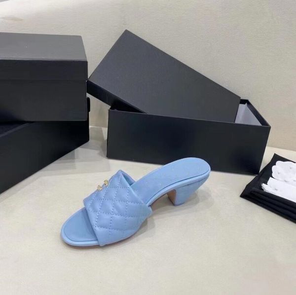 women designer sandal beach slide woman slipper crocodile skin leather flip flops ladies white scuffs shoes original box dust bag pretty, Black
women designer sandal beach slide woman slipper crocodile skin leather flip flops ladies white scuffs shoes original box dust bag pretty, Black