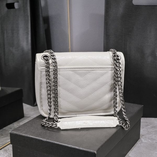 women's fashion flap bag oil wax cowhide the est front flip bag complex design casual workmanship versatile temperament
women's fashion flap bag oil wax cowhide the est front flip bag complex design casual workmanship versatile temperament