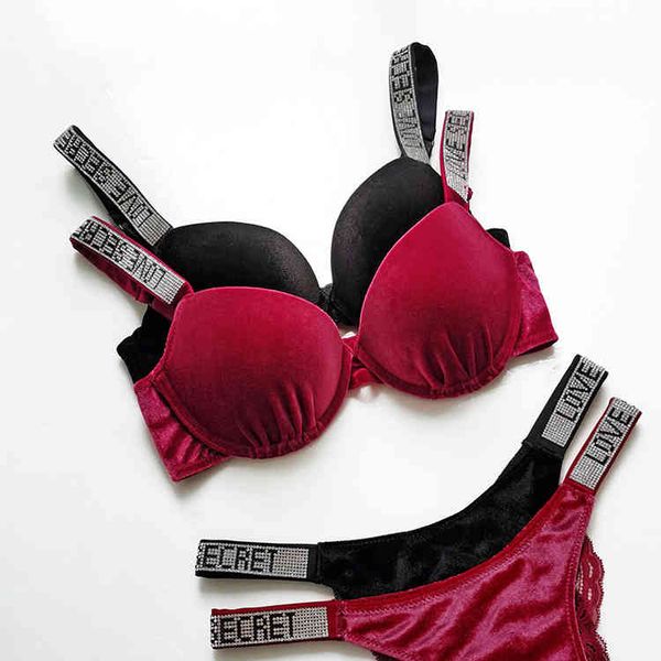 lingerie for women 0055 2022 autumn and winter new veet gathered no steel ring bra thin bottom thick underwear women's sheet, Red;black
lingerie for women 0055 2022 autumn and winter new veet gathered no steel ring bra thin bottom thick underwear women's sheet, Red;black