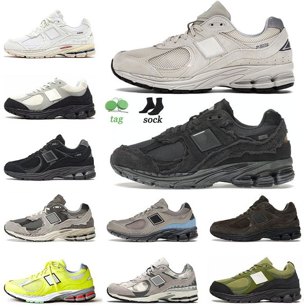 new quality 2022 sports running shoes for mens women 2002r bb2002r protection pack phantom sea salt black camo munsell white outdoor sneaker, White;red
new quality 2022 sports running shoes for mens women 2002r bb2002r protection pack phantom sea salt black camo munsell white outdoor sneaker, White;red