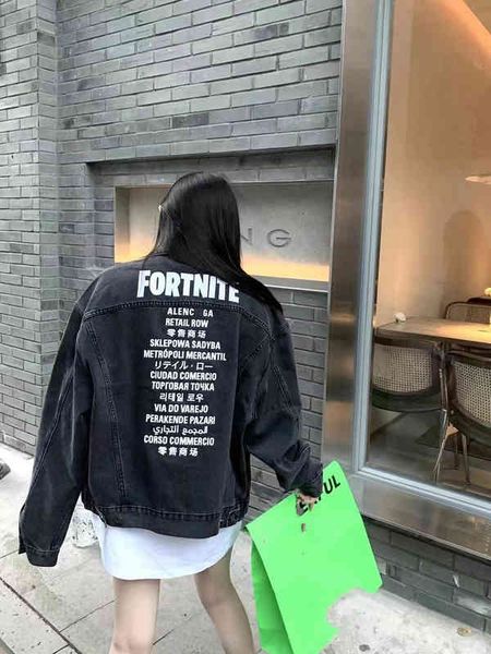 men's jackets high version spring and summer paris b shopping mall embroidered letters men's women's denim jacket, Black;brown
men's jackets high version spring and summer paris b shopping mall embroidered letters men's women's denim jacket, Black;brown