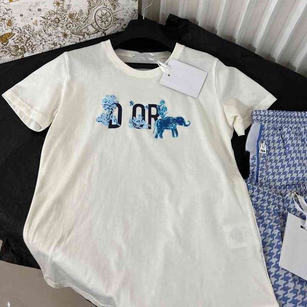 2022 brand t shirt tripod version cd dijia letter elephant printed short sleeved t-shirt women's 1450 veub, White
2022 brand t shirt tripod version cd dijia letter elephant printed short sleeved t-shirt women's 1450 veub, White
