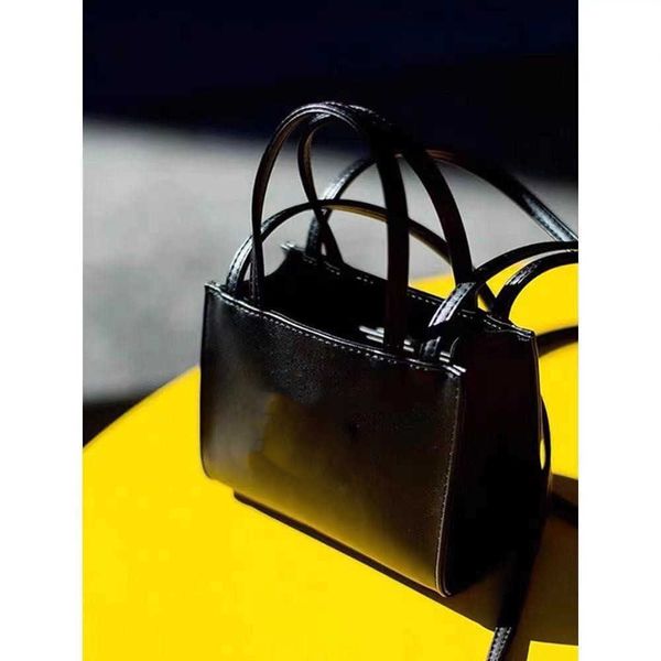 2022 women designer bags womens purse tote handbags fashion style luxury bag pu leather handbag wholesale wallets telfars
2022 women designer bags womens purse tote handbags fashion style luxury bag pu leather handbag wholesale wallets telfars