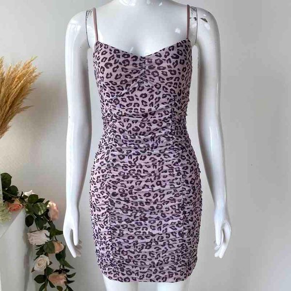 casual dresses foreign trade original single sweet cool pink leopard print girl heart net yarn pleated hip wrap short skirt backless dress, Black;gray
casual dresses foreign trade original single sweet cool pink leopard print girl heart net yarn pleated hip wrap short skirt backless dress, Black;gray