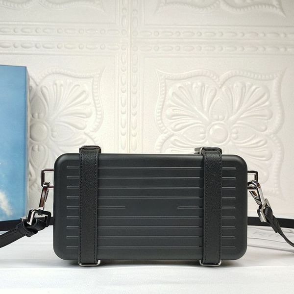 mini shoulder luggage bag designer bags mens and womens wallet leather shoulders strap messenger bag backpack coin purse
mini shoulder luggage bag designer bags mens and womens wallet leather shoulders strap messenger bag backpack coin purse