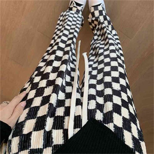 women's pants capris white deer chessboard plaid pants of the same style children are thin casual straight pants loose black-and-white, Black;white
women's pants capris white deer chessboard plaid pants of the same style children are thin casual straight pants loose black-and-white, Black;white