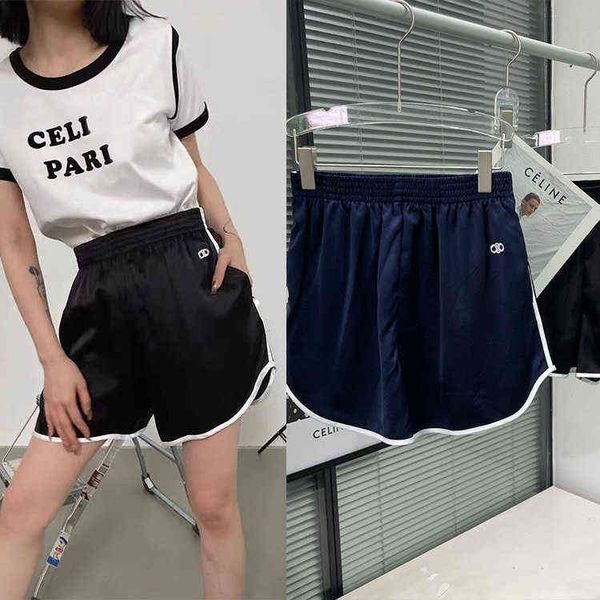 spring and summer embroidery small white edge imitation acetate satin embroidery elastic waist casual shorts women, White;black
spring and summer embroidery small white edge imitation acetate satin embroidery elastic waist casual shorts women, White;black