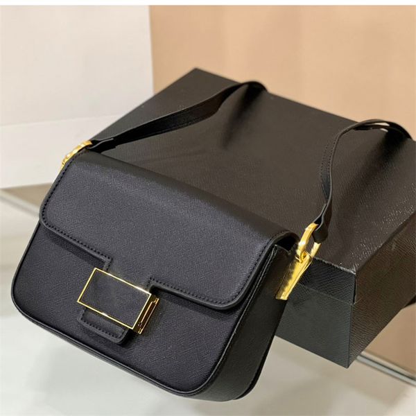 luxury designer crossbody cowhide leather tote bags for women handmade mini messenger trendy purses designers inspireds shoulder handbags wi
luxury designer crossbody cowhide leather tote bags for women handmade mini messenger trendy purses designers inspireds shoulder handbags wi