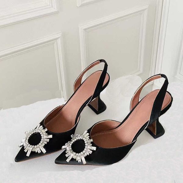 luxury designers sandal women dress shoes fashion sunflower crystal buckle embellished pumps genuine leather sole 10cm high heeled sandals, Black
luxury designers sandal women dress shoes fashion sunflower crystal buckle embellished pumps genuine leather sole 10cm high heeled sandals, Black