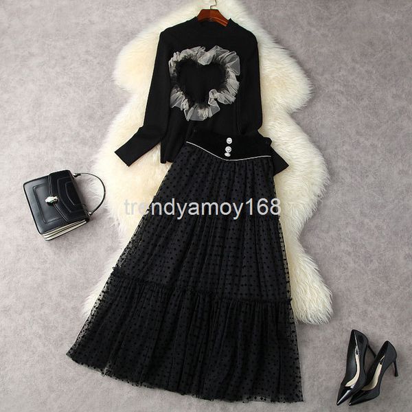 women's two piece pants autumn and winter women's three-dimensional love slim knit + high waist flocking mesh skirt set 12661, White
women's two piece pants autumn and winter women's three-dimensional love slim knit + high waist flocking mesh skirt set 12661, White