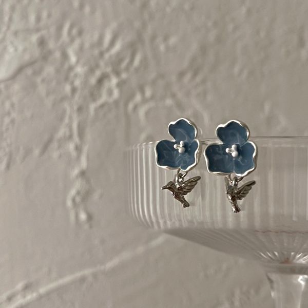 925 silver needle bird flower creative stud earrings korean ins versatile elegant earrings girls heart net red fashion eardrop, Golden
925 silver needle bird flower creative stud earrings korean ins versatile elegant earrings girls heart net red fashion eardrop, Golden