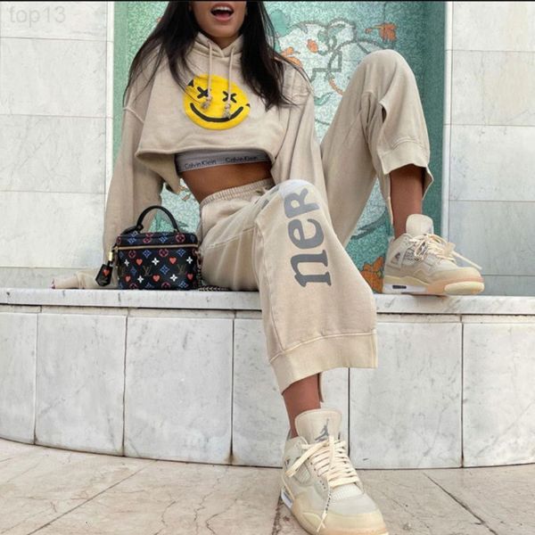 women's jackets designer nervls2022 spring new foaming smiling face letter printing short hooded sweater and trousers set gx2389 ha7u, Black;brown
women's jackets designer nervls2022 spring new foaming smiling face letter printing short hooded sweater and trousers set gx2389 ha7u, Black;brown