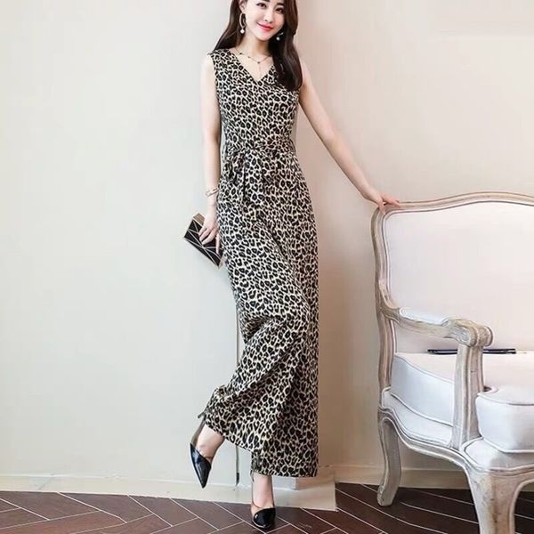 women sleeveless fashion leopard jumpsuit wrap vneck high waist printed rompers long pants playsuit aa154 y200904, Black;white
women sleeveless fashion leopard jumpsuit wrap vneck high waist printed rompers long pants playsuit aa154 y200904, Black;white