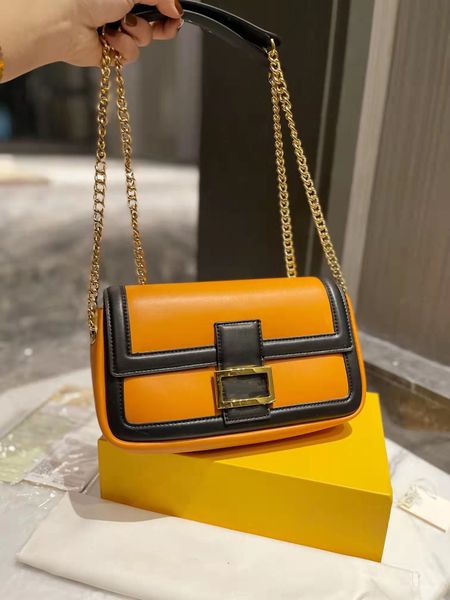 2022 new lius designer women straw baguette shoulder bag italy roma brand vintage fashion knitting handbags canvas print lining crossbody ha
2022 new lius designer women straw baguette shoulder bag italy roma brand vintage fashion knitting handbags canvas print lining crossbody ha