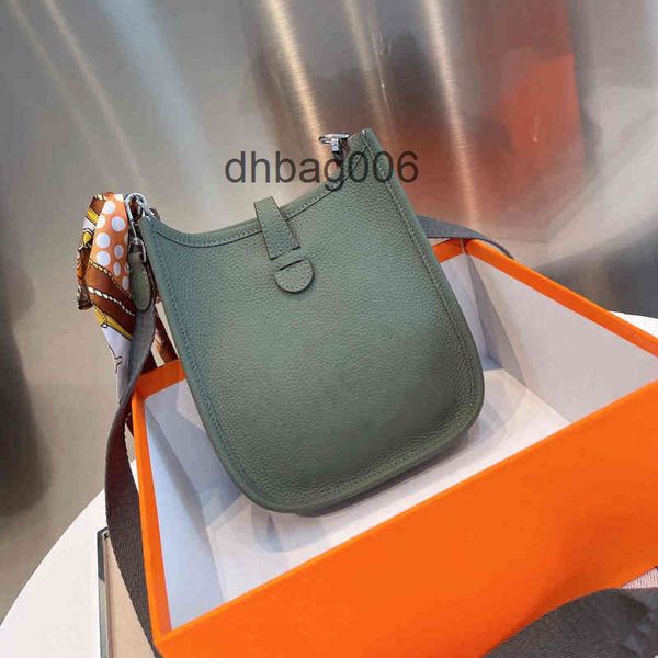 evelyne designer hermse bags small evelyn wear bag series luxury super soft leather femal famous handbags antique camera wholesale
evelyne designer hermse bags small evelyn wear bag series luxury super soft leather femal famous handbags antique camera wholesale