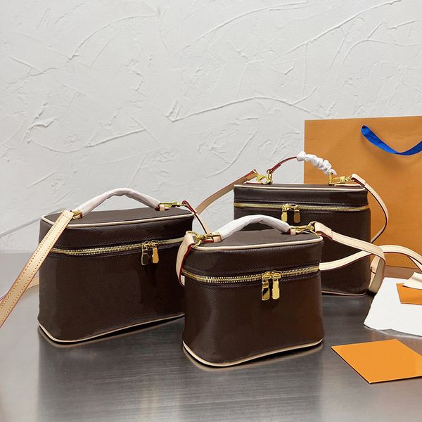 makeup bag cosmetic bag pouch women ladies toiletry purses pattern brown flowers solid color leather fashion all-match small fresh daily
makeup bag cosmetic bag pouch women ladies toiletry purses pattern brown flowers solid color leather fashion all-match small fresh daily