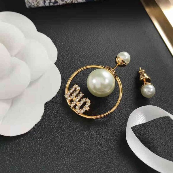 2022 factory wholesale new di high version circle asymmetric pearl female geometric earrings 46jw, Golden
2022 factory wholesale new di high version circle asymmetric pearl female geometric earrings 46jw, Golden